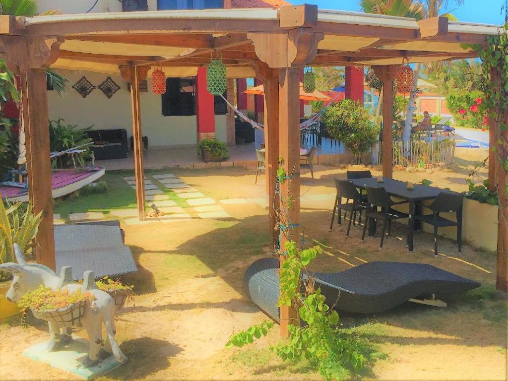 Pousada Flamboyant Village Beberibe Buitenkant foto